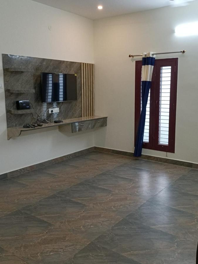 Doctor'S Homestay Tiruvannāmalai エクステリア 写真